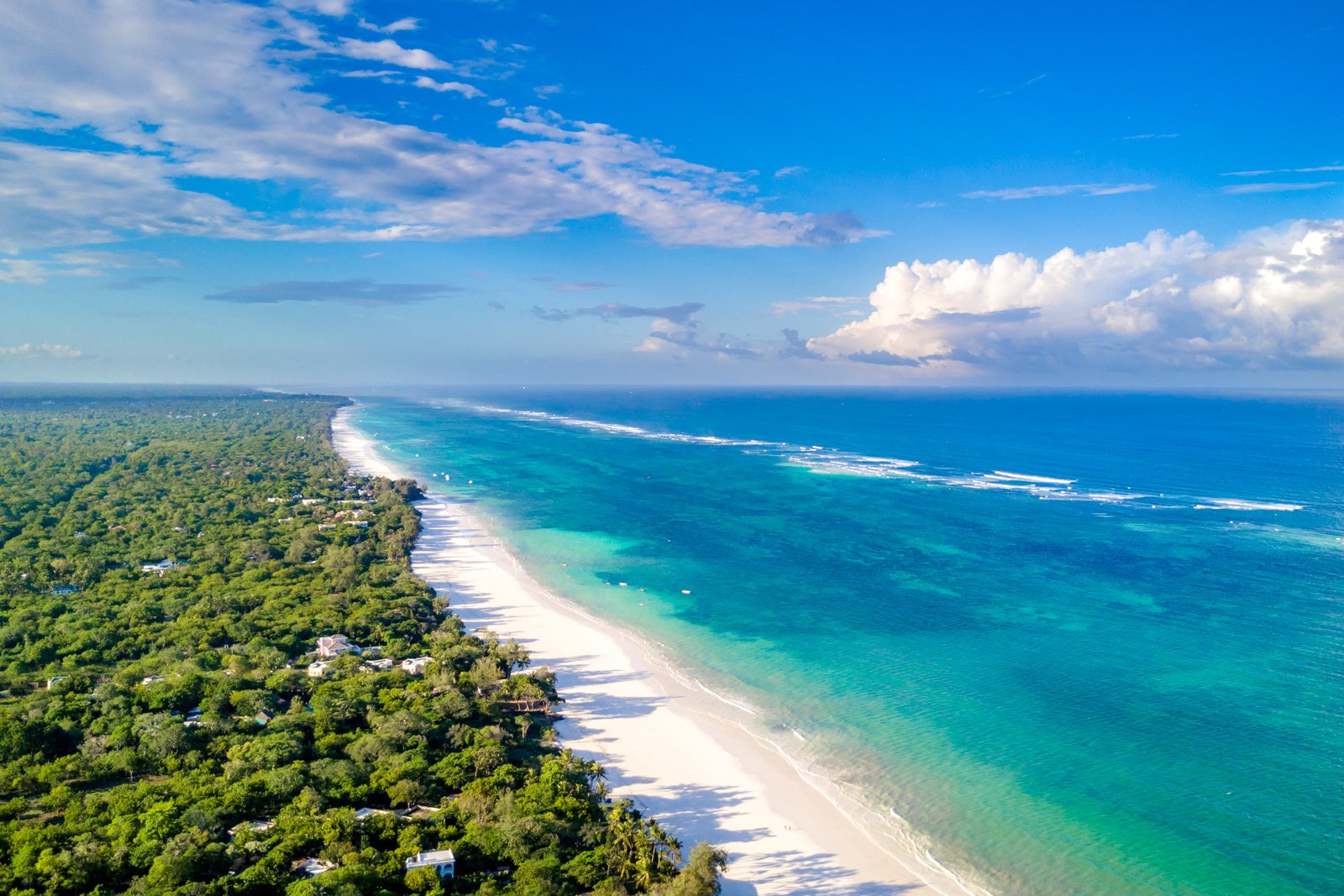 After your safari, unwind on Kenya’s Indian Ocean coastline. Diani Beach, Watamu, and Lamu Island offer palm-fringed shores, coral reefs, and Swahili culture.